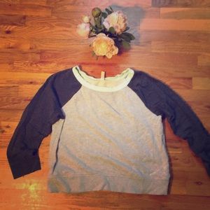 GAP Tops - GapFit Gray, charcoal, and mint raglan Sweatshirt GAP Tops - GapFit Gray, charcoal, and mint raglan Sweatshirt